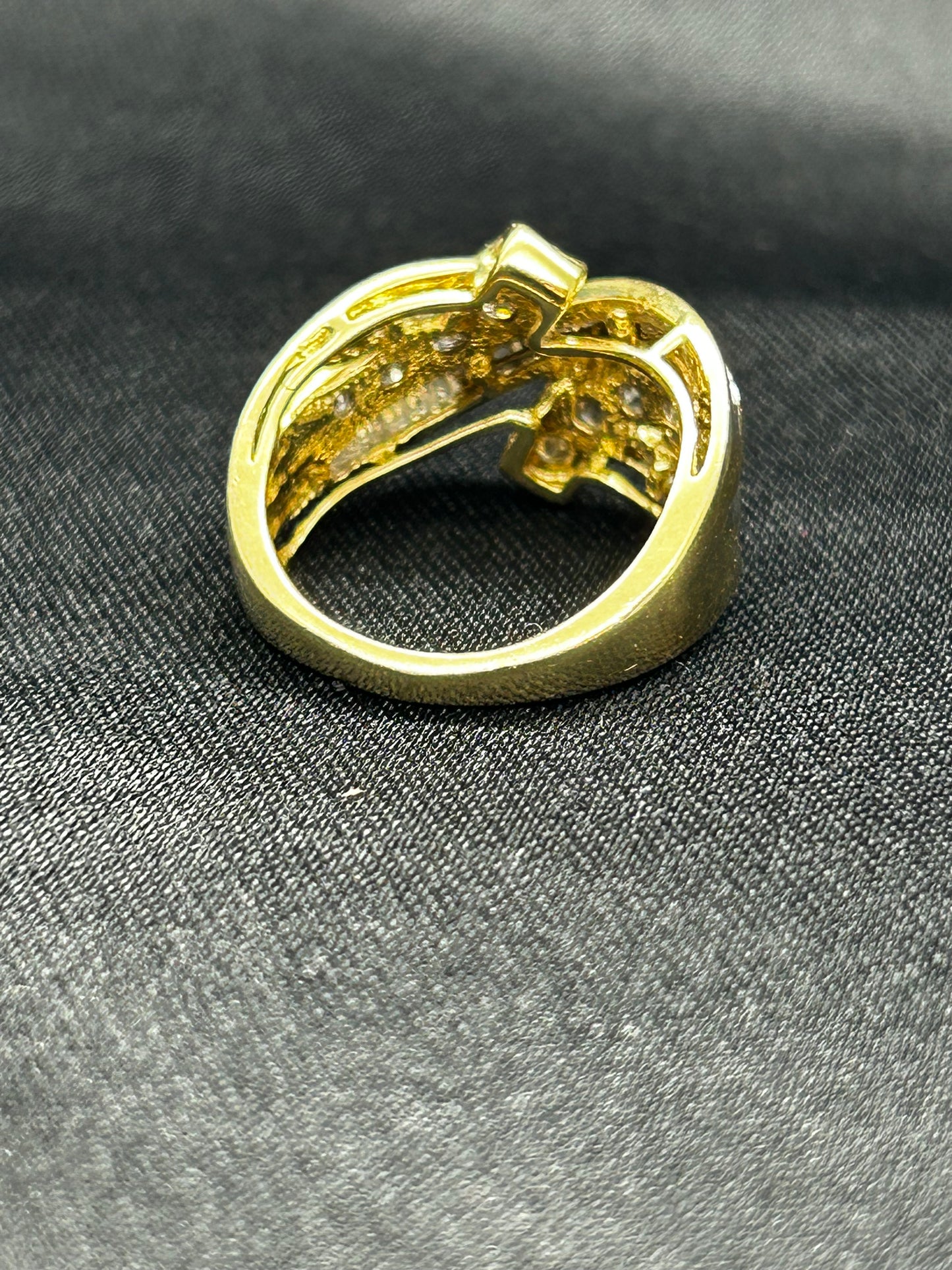 Bypass Ring in 10k Gold and Natural Diamonds
