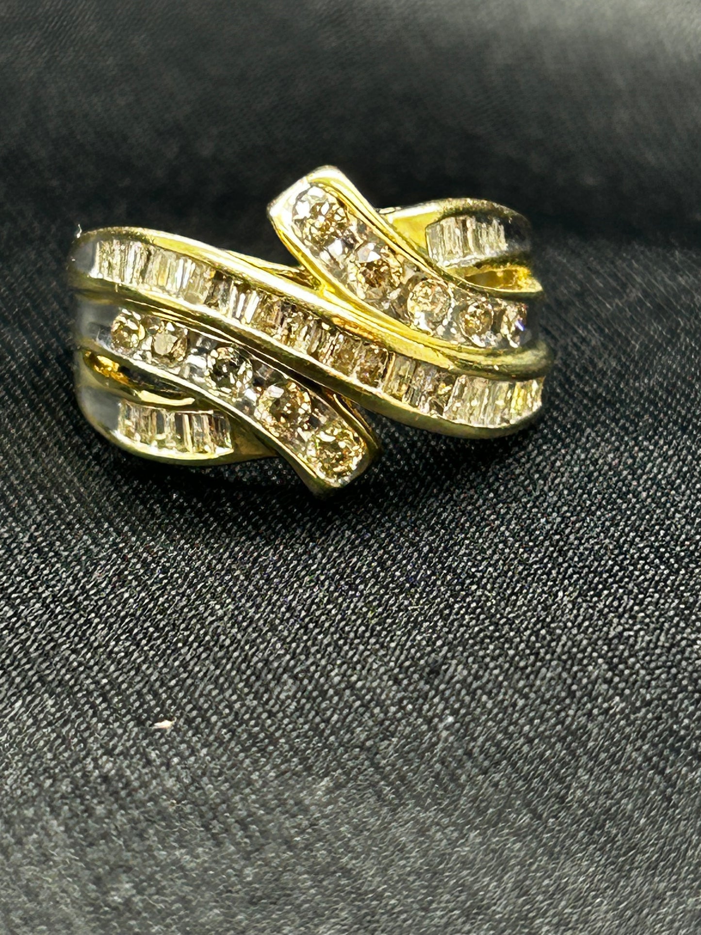 Bypass Ring in 10k Gold and Natural Diamonds