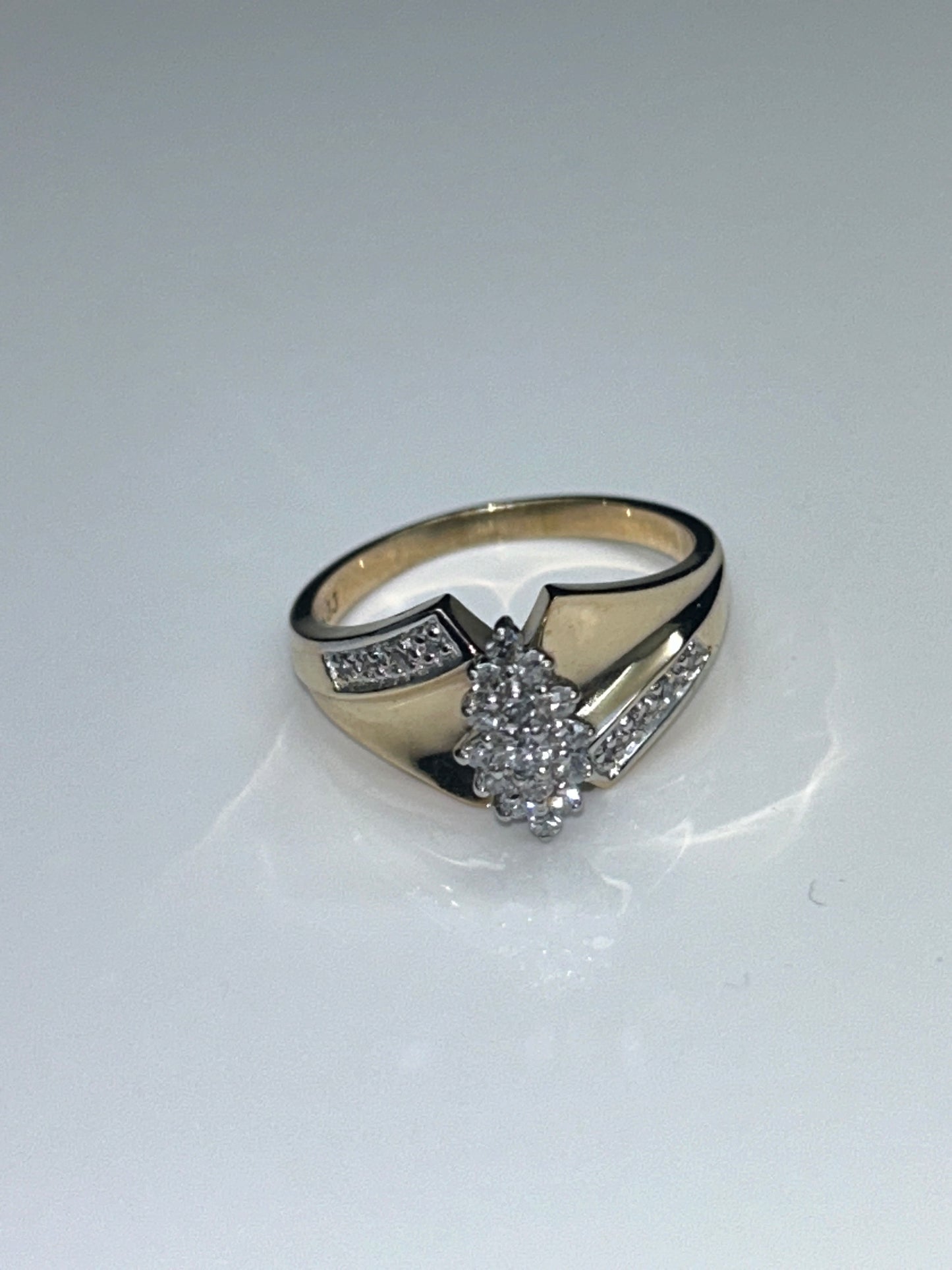 10k Gold Diamond Cluster Ring