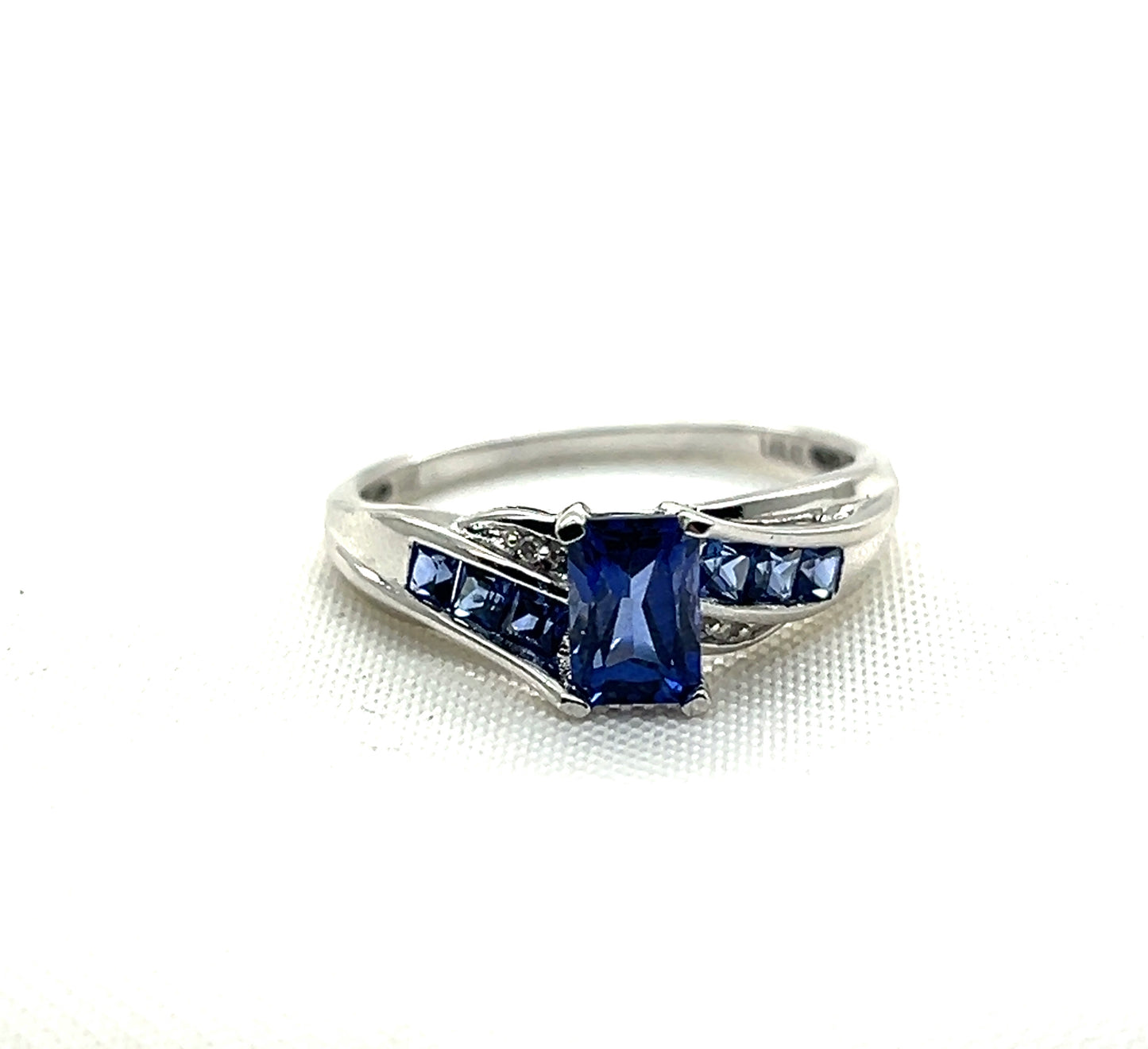 Sapphire White Gold Ring