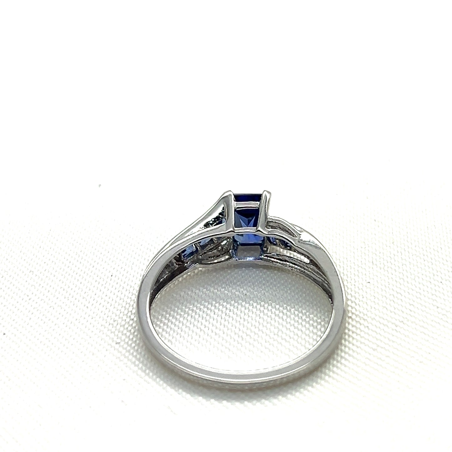 Sapphire White Gold Ring