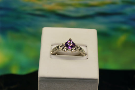 Amethyst and Diamond Celtic Ring in 14k White Gold