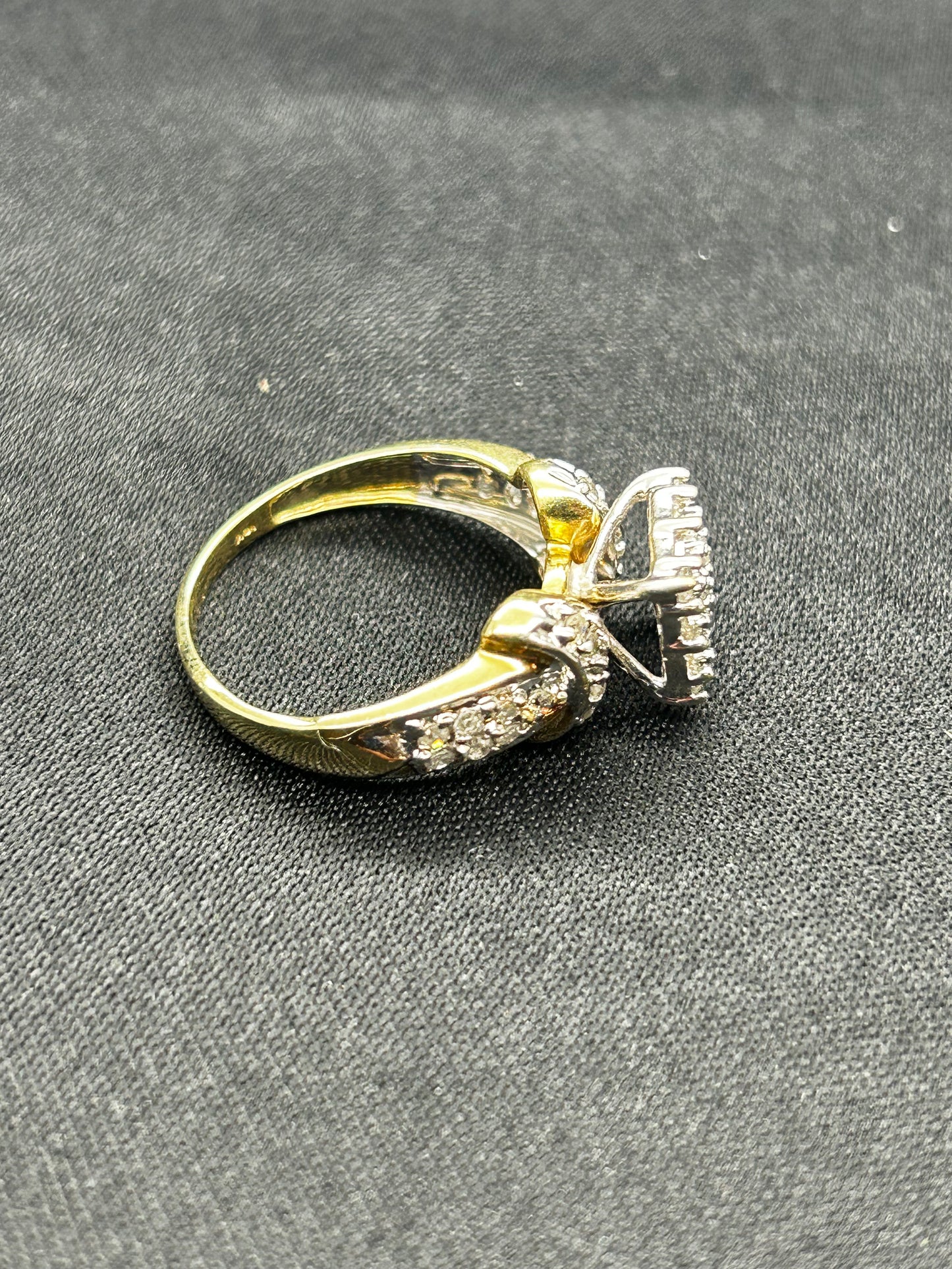 Diamond Cluster Gold Ring